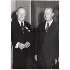 Hámori Gyuláné: Losonczi Pál (1919-2005) politikus, miniszter, államfő a Finnugor Kongresszuson /6 db./