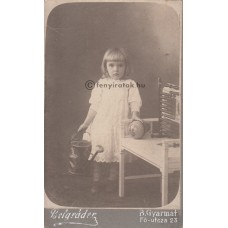 Belgráder [Samu]: (ismeretlen) gyerek 